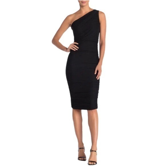 Love By Design Dresses & Skirts - Love X Design Dress Black Bodycon Rouched Dress
